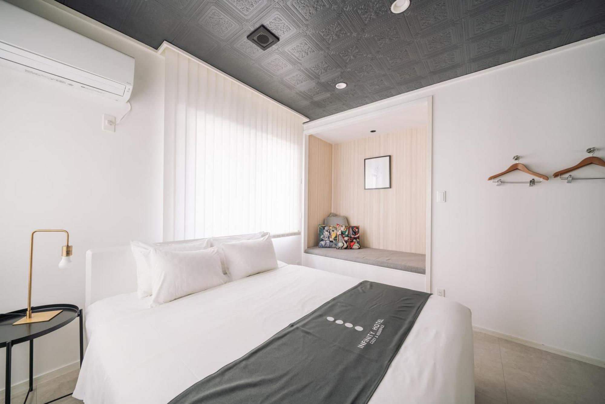 Infinity Hotel -Jiitchaku- 浦添 外观 照片
